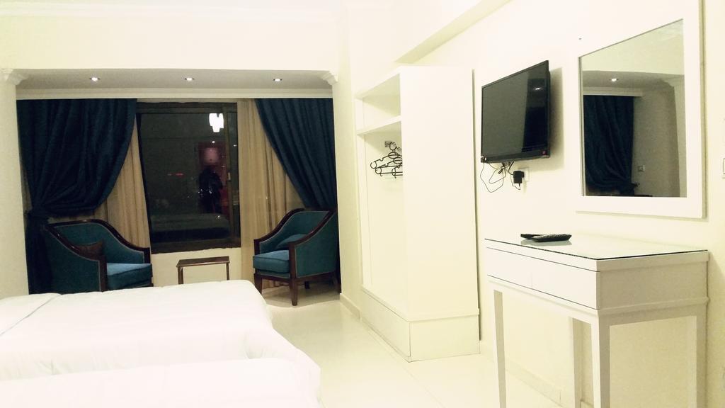 Giza Nile Boutique Hotel At Nile Plaza חדר תמונה